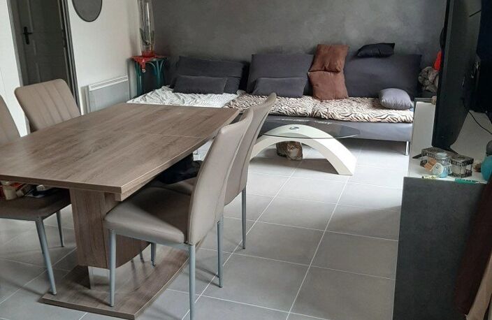 A voir - Appartement T3 en rez de jardin — photo 3