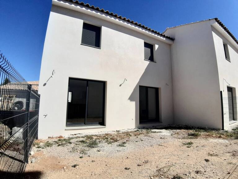 Maison avec jardinet — photo 1