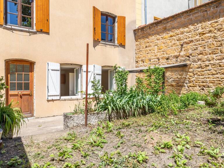 Appartement avec jardin — photo 1