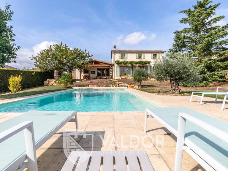 Maison aux accents provençaux - Saint Bernard. — photo 1