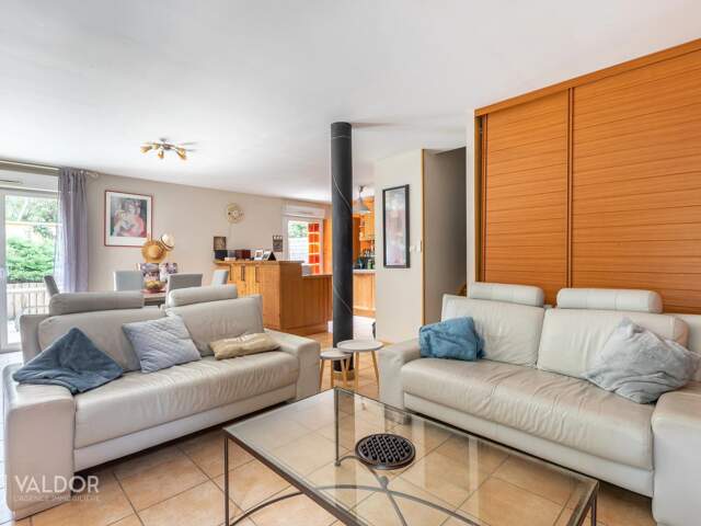 T4 duplex avec 200 m²  de jardin — photo du bien