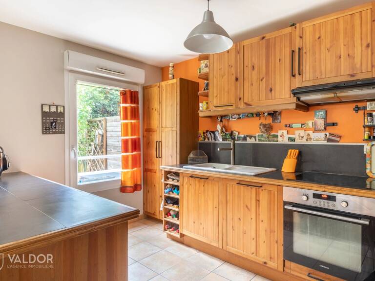 T4 duplex avec 200 m²  de jardin — photo 1