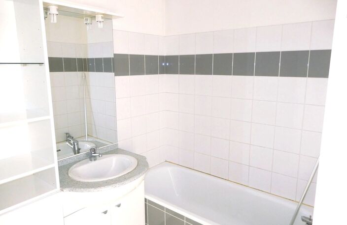 Bien vendu : Appartement 43 m² Villefranche-sur-Saône (69400) — photo 4