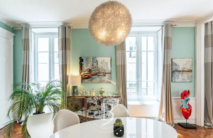 Bien vendu // Lyon 2ème  - Ainay - Appartement de 151 m² - 3 chambres — photo 2