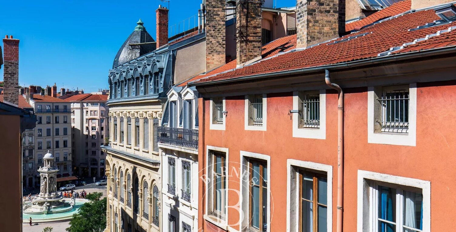 Bien vendu // Lyon 2 - Appartement de 60m² - 1 chambre — photo 1