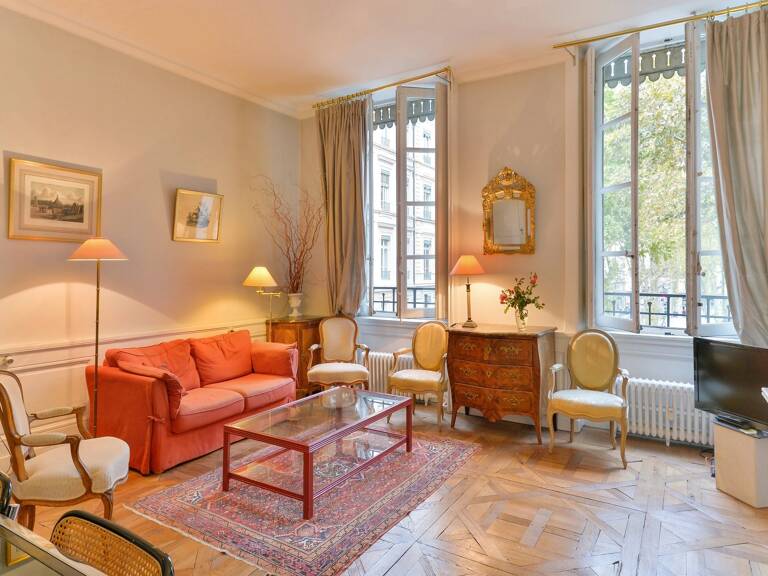Bien vendu // Lyon 6 - Lyautey - Appartement de 231m² - 4/5 Chambres — photo 1