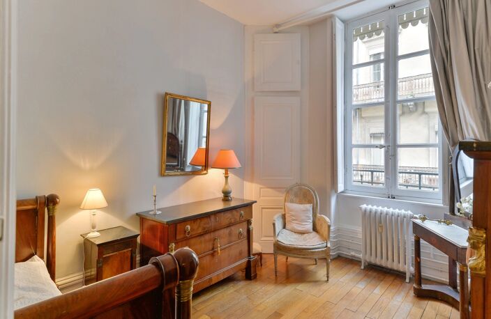 Bien vendu // Lyon 6 - Lyautey - Appartement de 231m² - 4/5 Chambres — photo 5