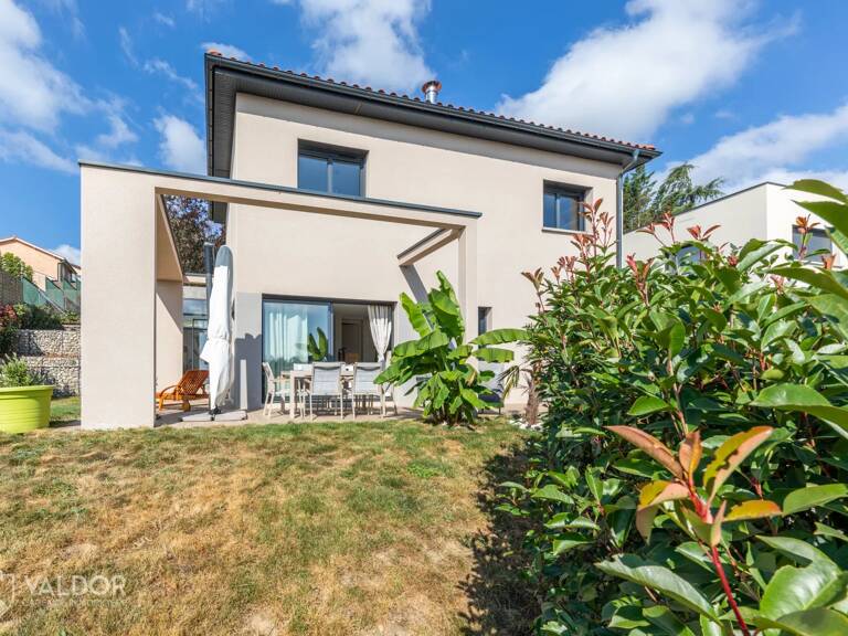 Maison de 2017 au sein d'un domaine privé — photo 1