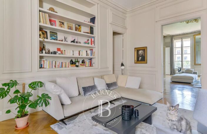 Bien vendu // Lyon 2 - Place Antonin Poncet - Appartement de 320,9 m² - 4 chambres — photo 3