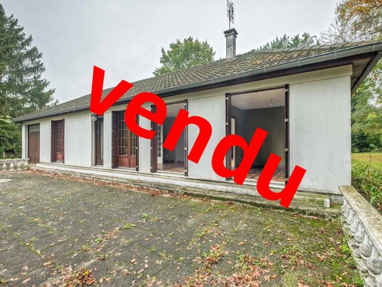 Maison Plain Pied , trois chambres. — photo 1