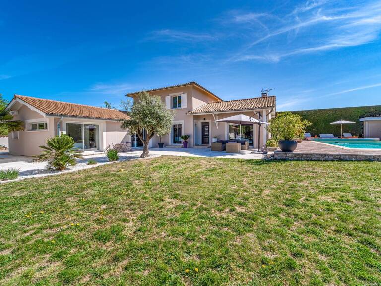 Villa 5 chambres, avec piscine. — photo 1