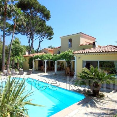 Maison 6 pièces null €