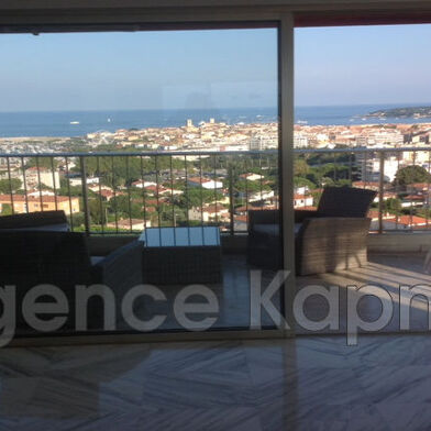 Appartement 3 pièces 2600 €