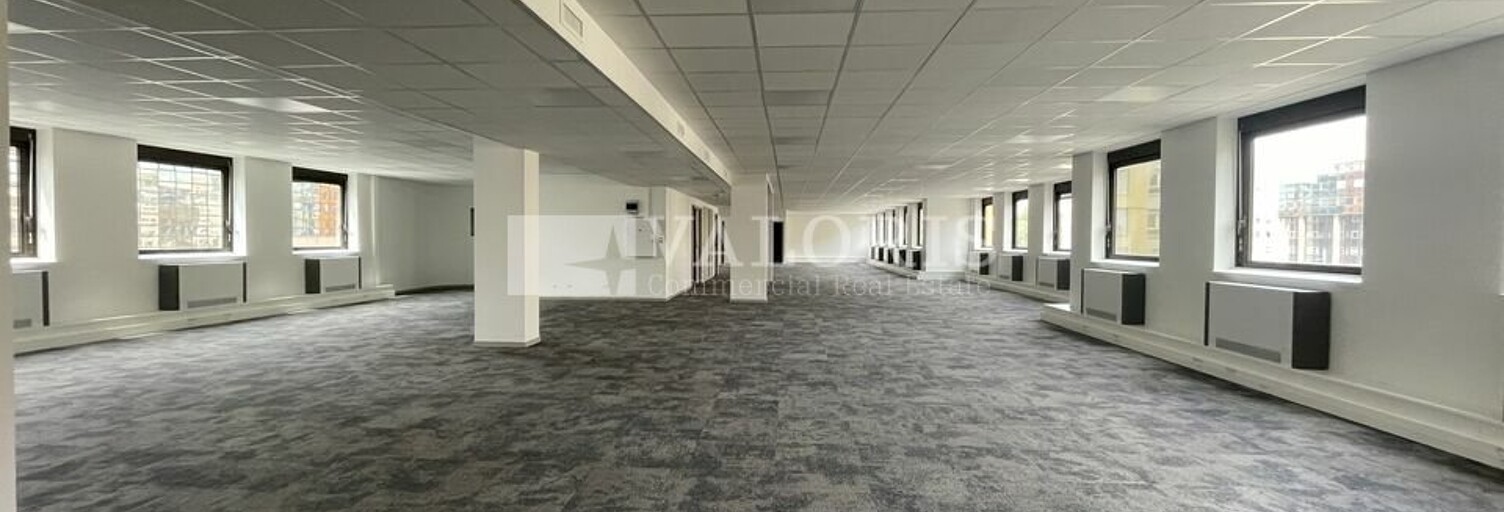 Bureau  1684 m² à louer à Lyon 3 (69003)