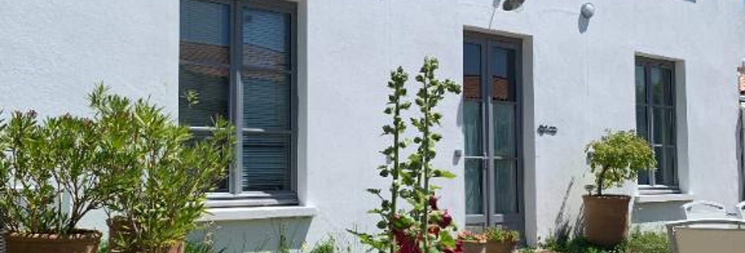 Maison   m² à vendre à Sainte-Marie-de-Ré (17740)