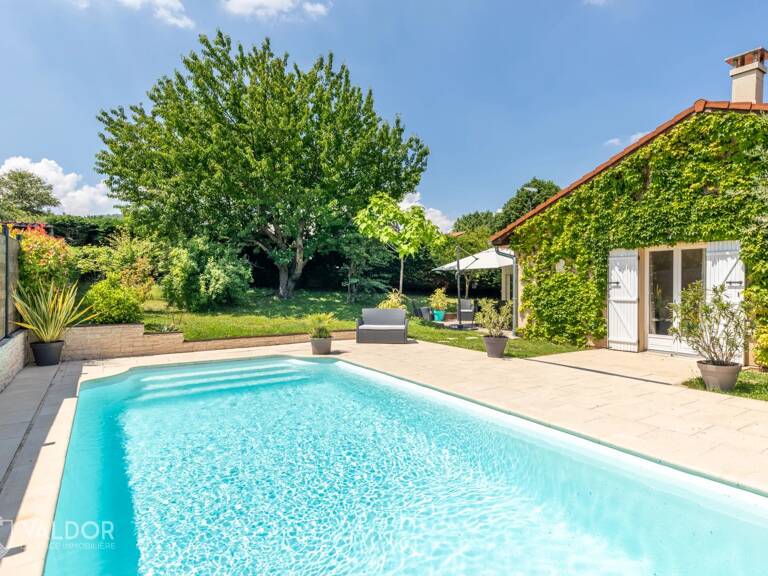 Nouveauté ! Villa de plain-pied avec piscine — photo 1