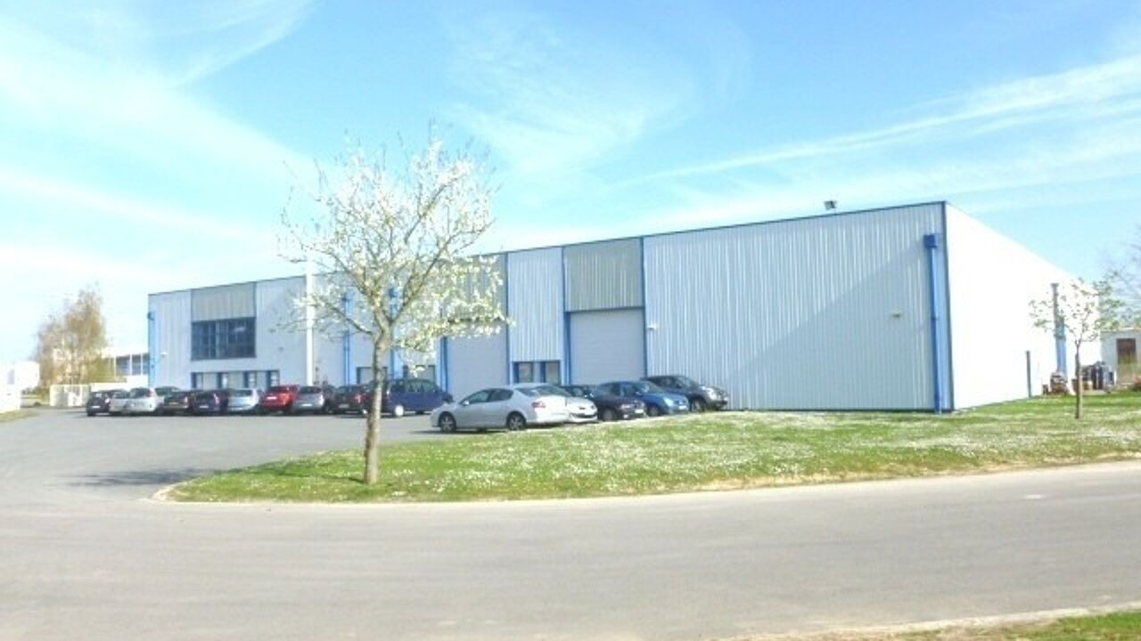 local industriel  pièces 2855 m2 à vendre à Sars-Et-Rosières (59230)