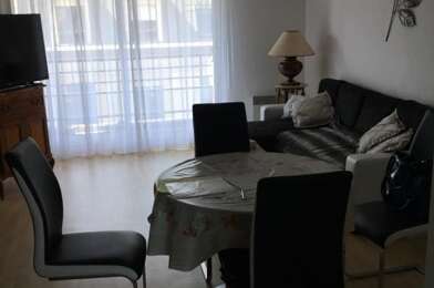 Appartement 3 pièces 750 €