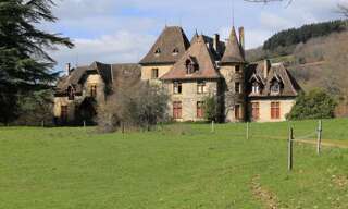 Maison 40 Pièces 1500 m² à vendre à Poil (58170)