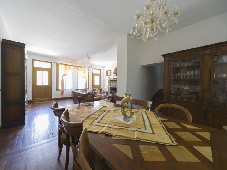 Maison 7 pièces 5 chambres 200 m² — photo 1