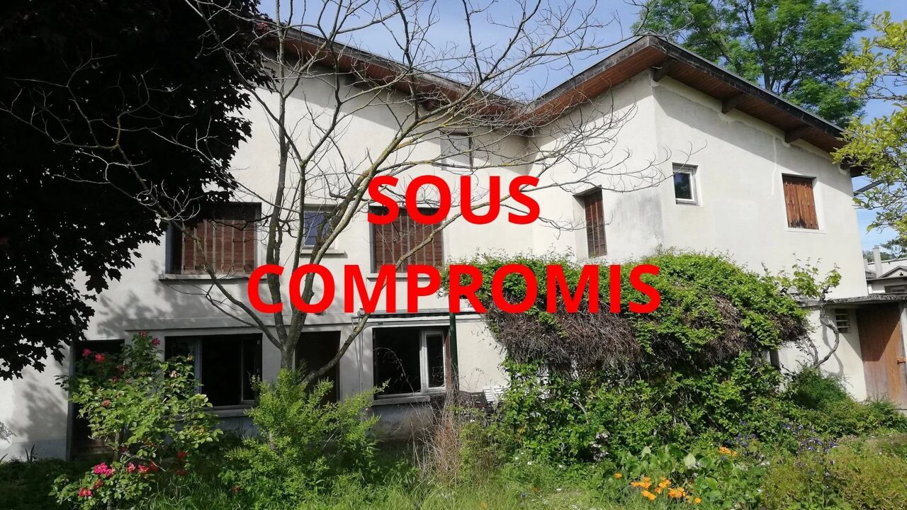 maison 8 pièces 140 m2 à Chatte (38160)