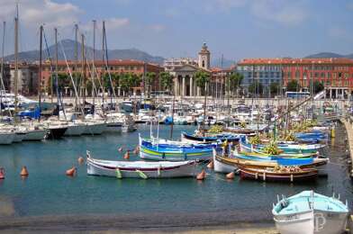 Commerce  375000 €