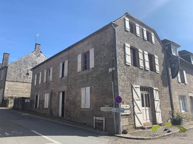 CORREZE — photo 1
