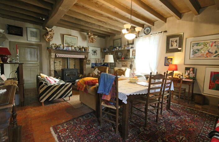 Maison réhabilitée à vendre en pleine nature sur 3 364 m² — photo 2
