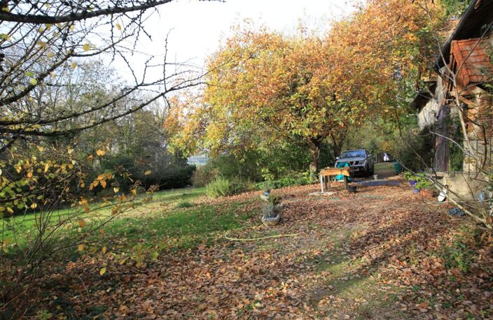 Maison réhabilitée à vendre en pleine nature sur 3 364 m² — photo 3