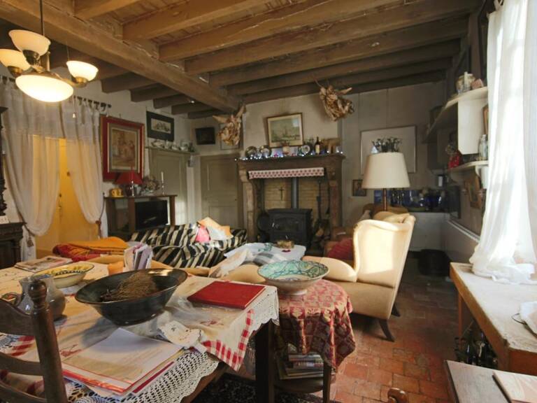Maison réhabilitée à vendre en pleine nature sur 3 364 m² — photo 1