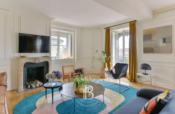 Lyon 2 - Place Bellecour - Appartement bourgeois de 173.39 m² - 3 Chambres — photo 4