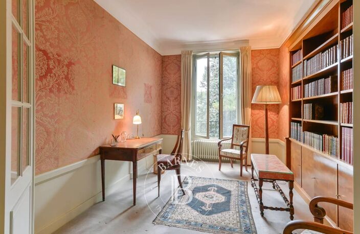 Lyon 6 - Tête d'Or - Appartement d'exception de 225.48 m² avec garage et ascenseur particulier — photo 3