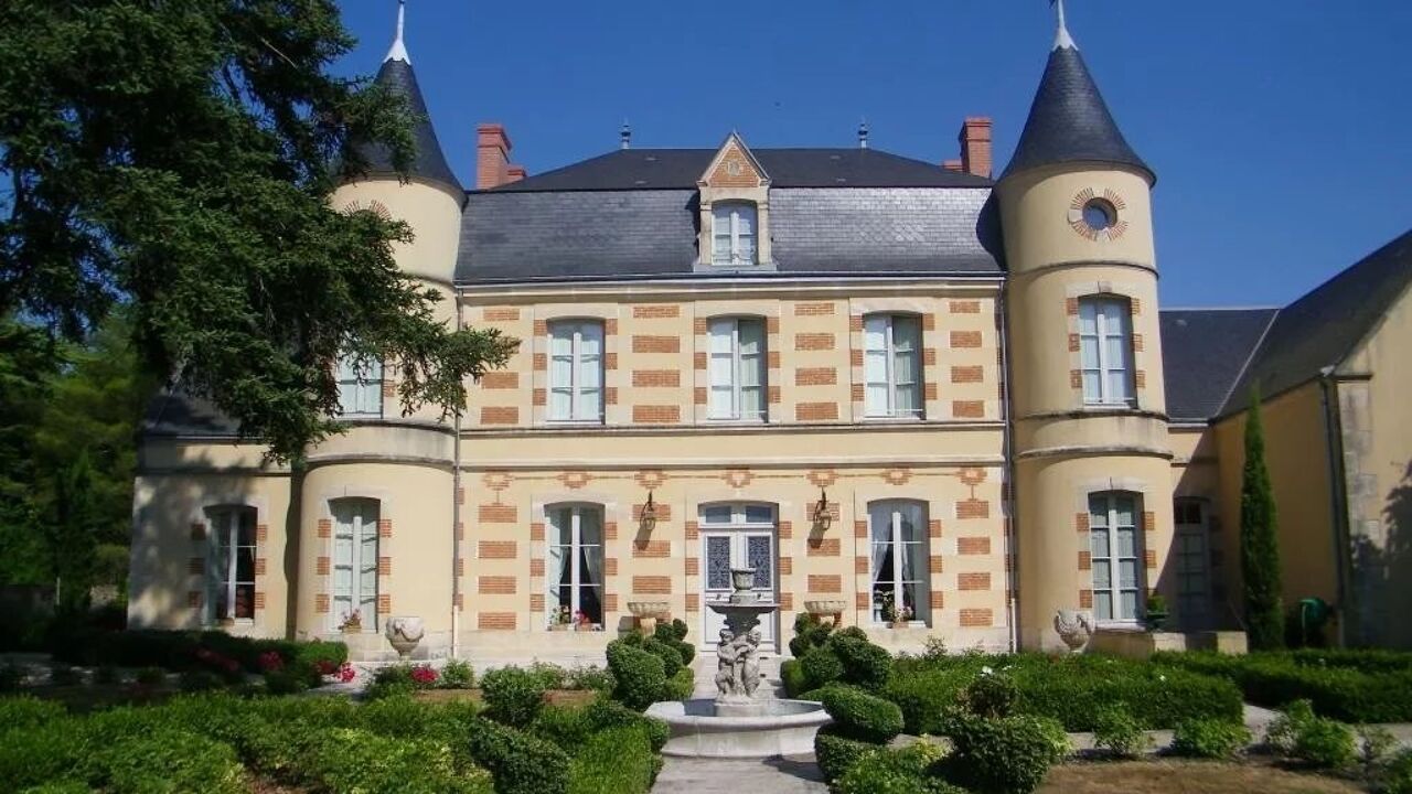 maison 9 pièces 521 m2 à vendre à Poitiers (86000)