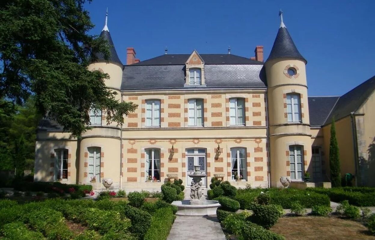 maison 9 pièces 521 m2 à vendre à Poitiers (86000)