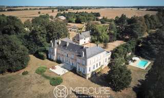 Maison 18 Pièces 870 m² à vendre à Jazeneuil (86600)