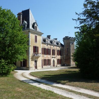 Maison 20 pièces 895000 €