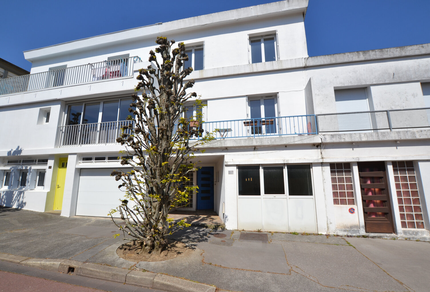 ROYAN CENTRE VILLE - MAISON A RÉNOVÉE - INVESTISSEMENT - DÉF — photo 1