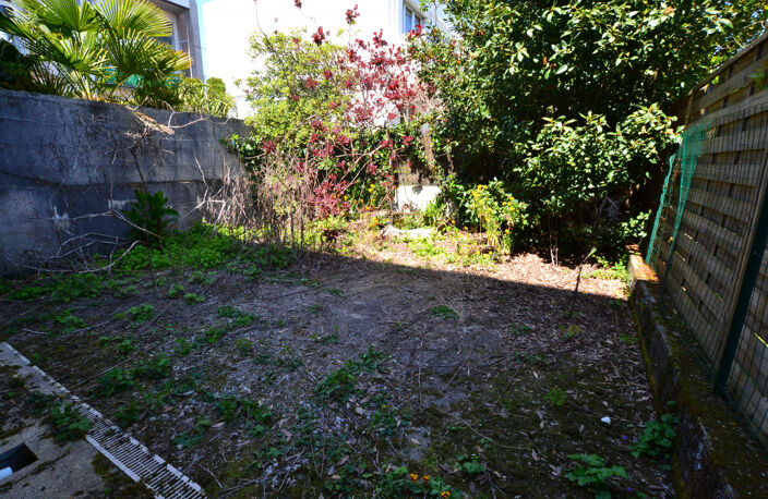 ROYAN CENTRE VILLE - MAISON A RÉNOVÉE - INVESTISSEMENT - DÉF — photo 5