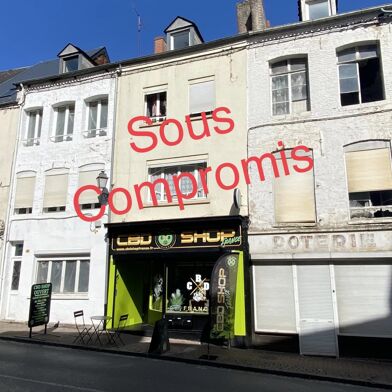 Immeuble  137800 €