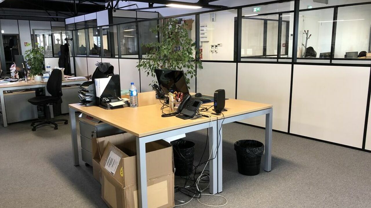 bureau  pièces 220 m2 à louer à Caluire-Et-Cuire (69300)