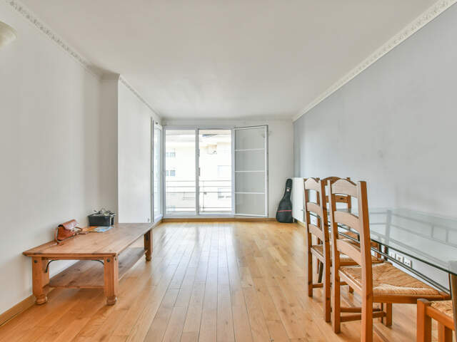EXCLUSIVITE COBIMMO, 3 pièces avec grand balcon box et cave — photo du bien