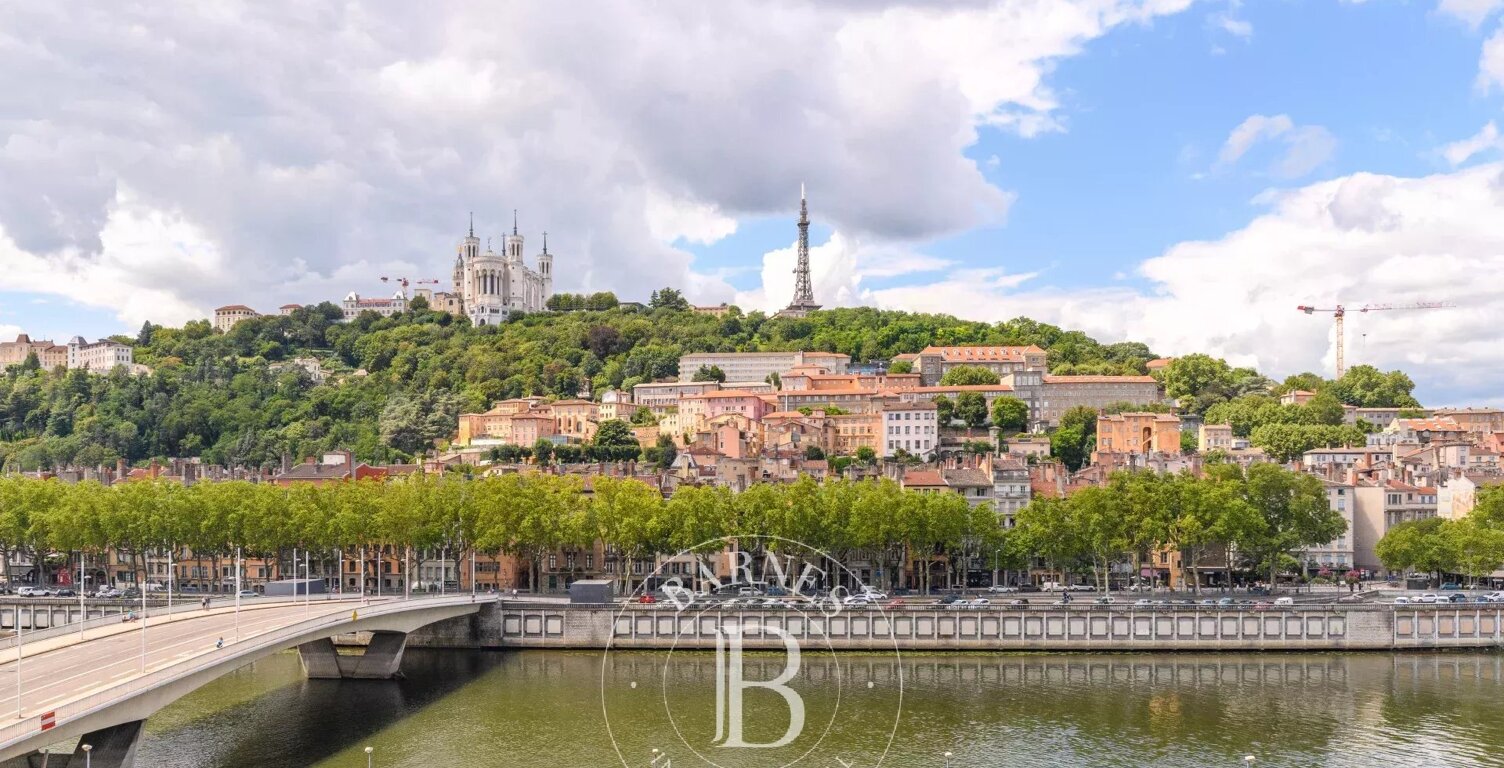 Bien vendu // Lyon 2 - Quai de Saône - Appartement bourgeois de 198,92 m² - Terrasses - Garage - 2/3 chambres — photo 1