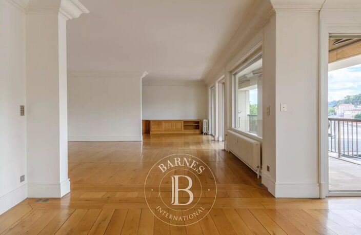 Bien vendu // Lyon 2 - Quai de Saône - Appartement bourgeois de 198,92 m² - Terrasses - Garage - 2/3 chambres — photo 5