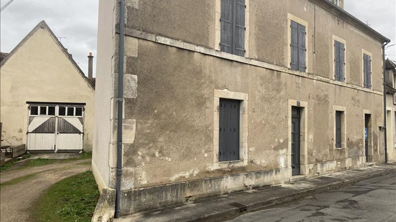 maison 5 pièces 96 m2 à vendre à Saint-Amand-Montrond (18200)