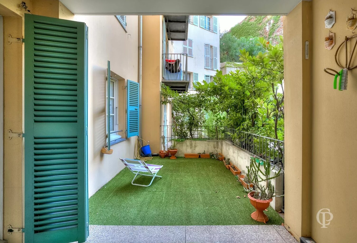 2 PIECES  AVEC JARDIN' LA PROVIDENCE' PKG POSSIBLE — photo 1