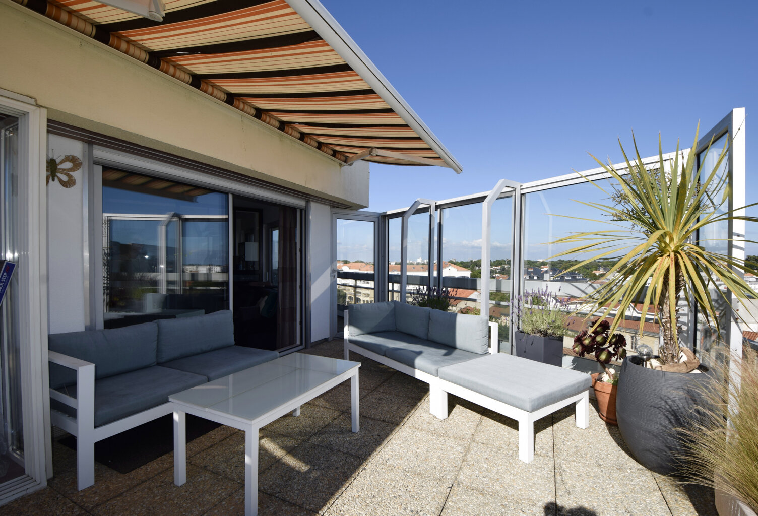 ROYAN PONTAILLAC APPARTEMENT 3 PIÈCES  LOCATION DE VACANCES   - PONTAILLAC - BEL APERÇU OCÉAN — photo 1