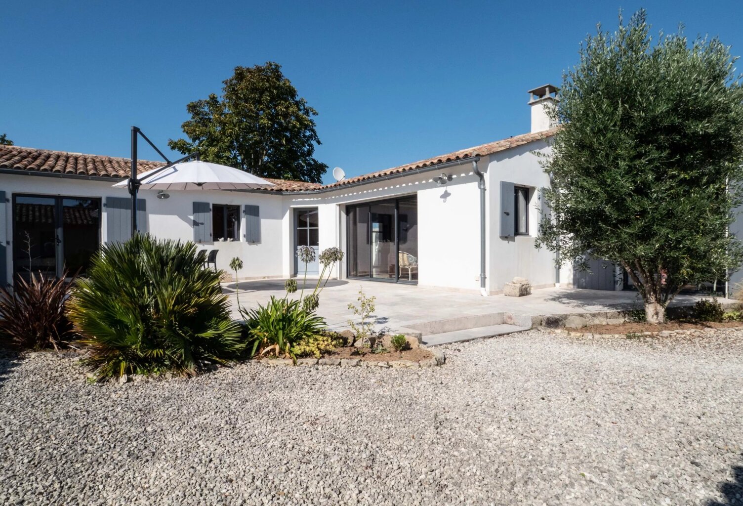 Immobilier Ile de Ré - Maison à vendre - Le Bois-Plage en Ré — photo 1