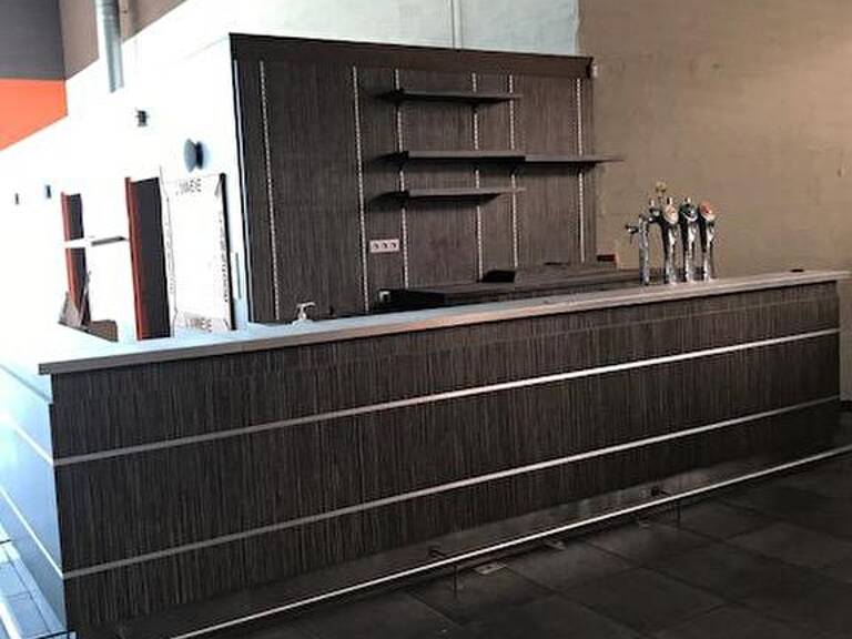 A LOUER - CELLULE CENTRE COMMERCIAL 76 — photo 1