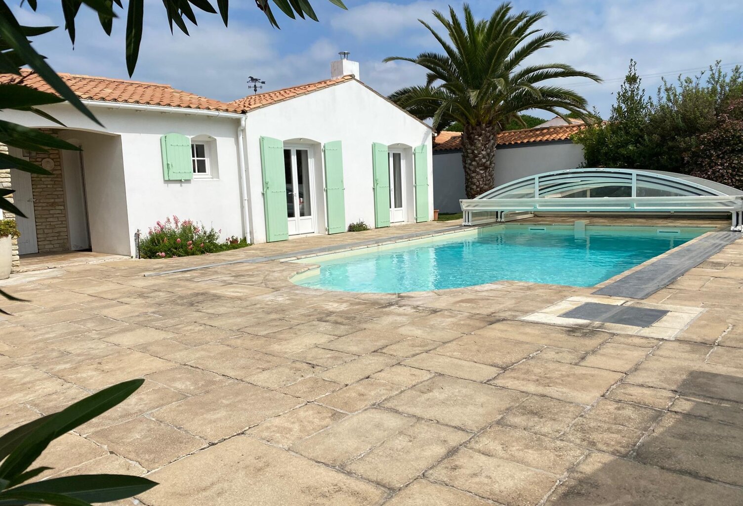 Vente maison   Ars-en-Ré (17590) — photo 1