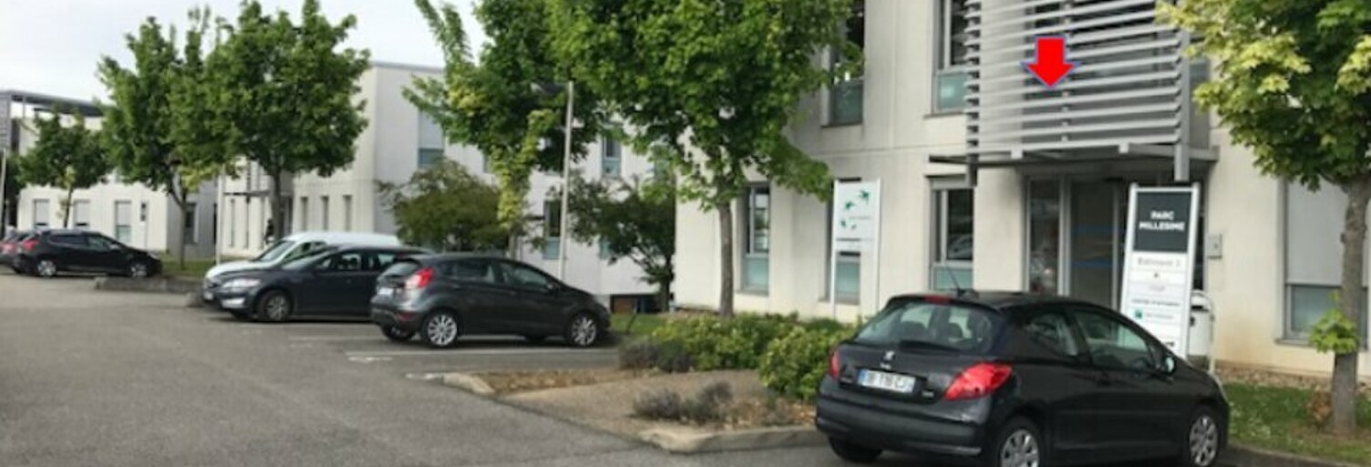 Bureau  129 m² à louer à Limas (69400)